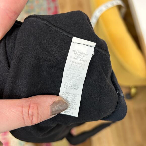 Offline by Aerie Black Romper XL Athleisure Yoga Workout Stretchy - Picture 6 of 6